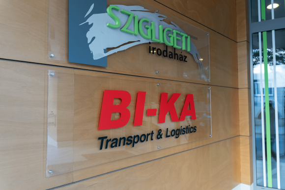 nezz-be-hozzank-1-min