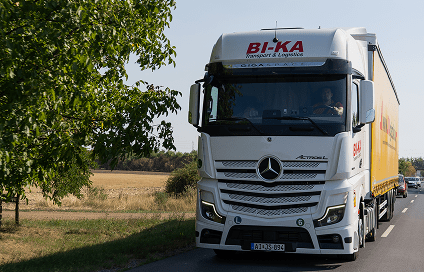 szallitmanyozas-2-min